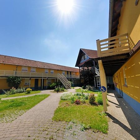Le Relais De Wasselonne Apart otel Dış mekan fotoğraf